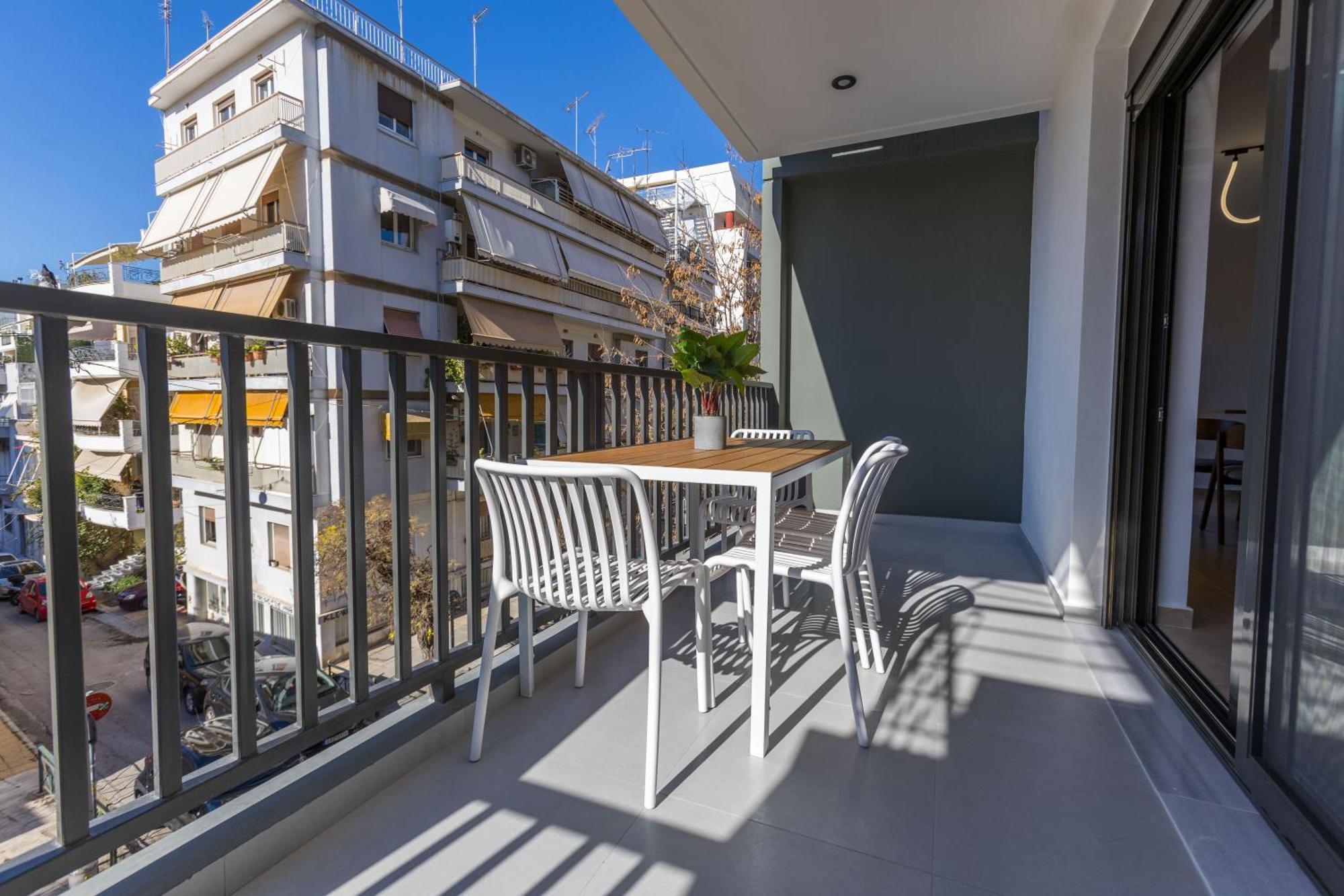 Raise Pagrati Serviced Appartement *
