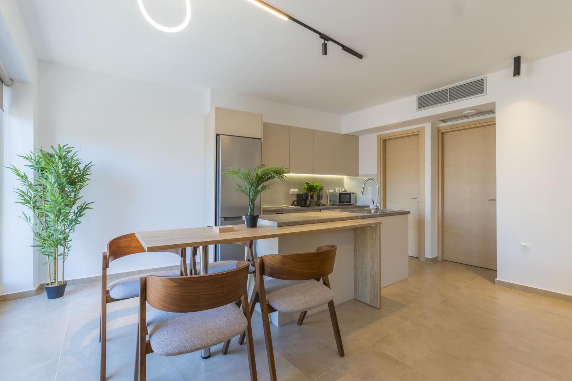 Raise Pagrati Serviced Appartement
